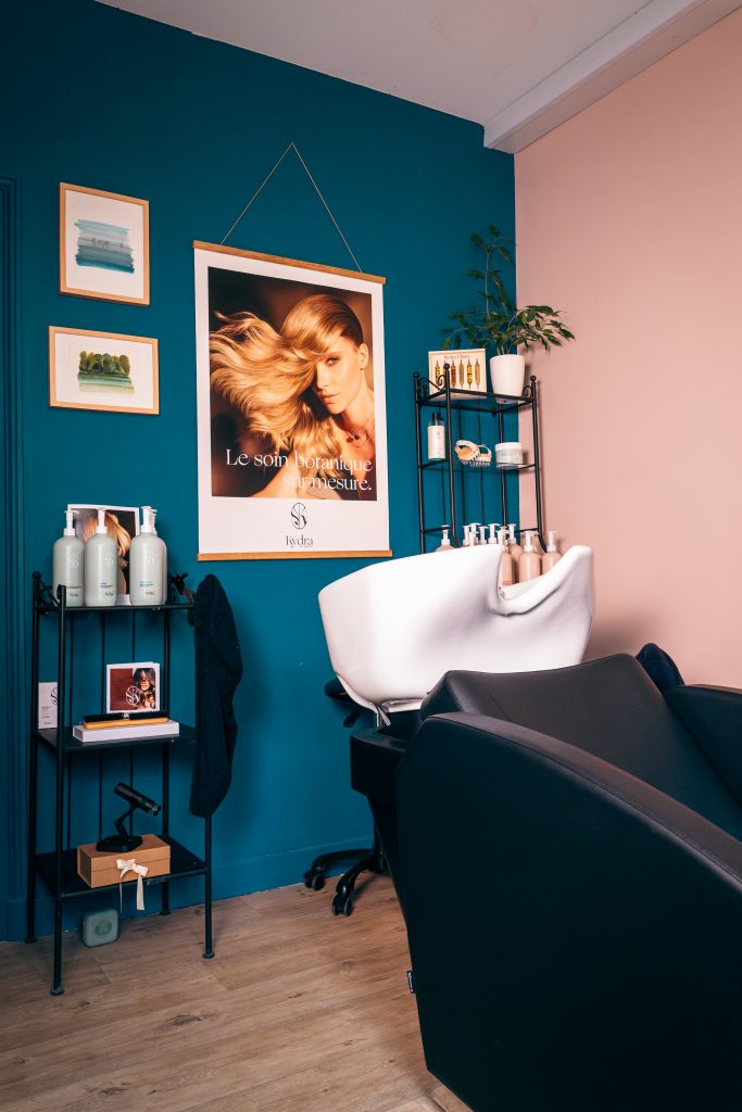 Salon de coiffure privatif Douceur Capillaire à Compiègne : l'espace détente.